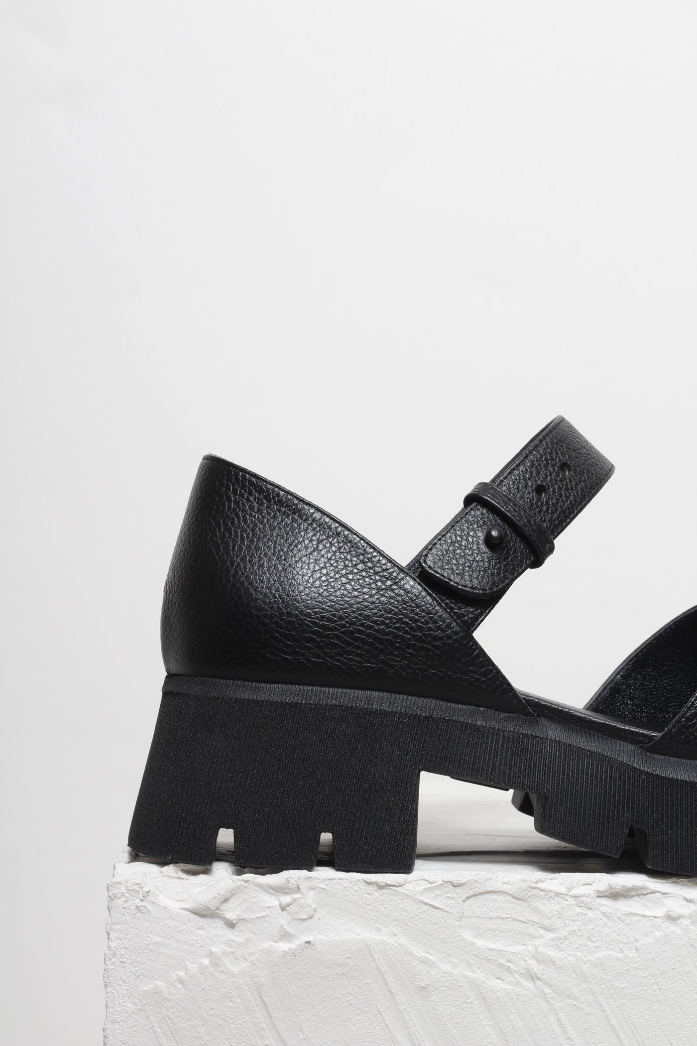 SANDÁLIA JACKIE FLOATER PRETO