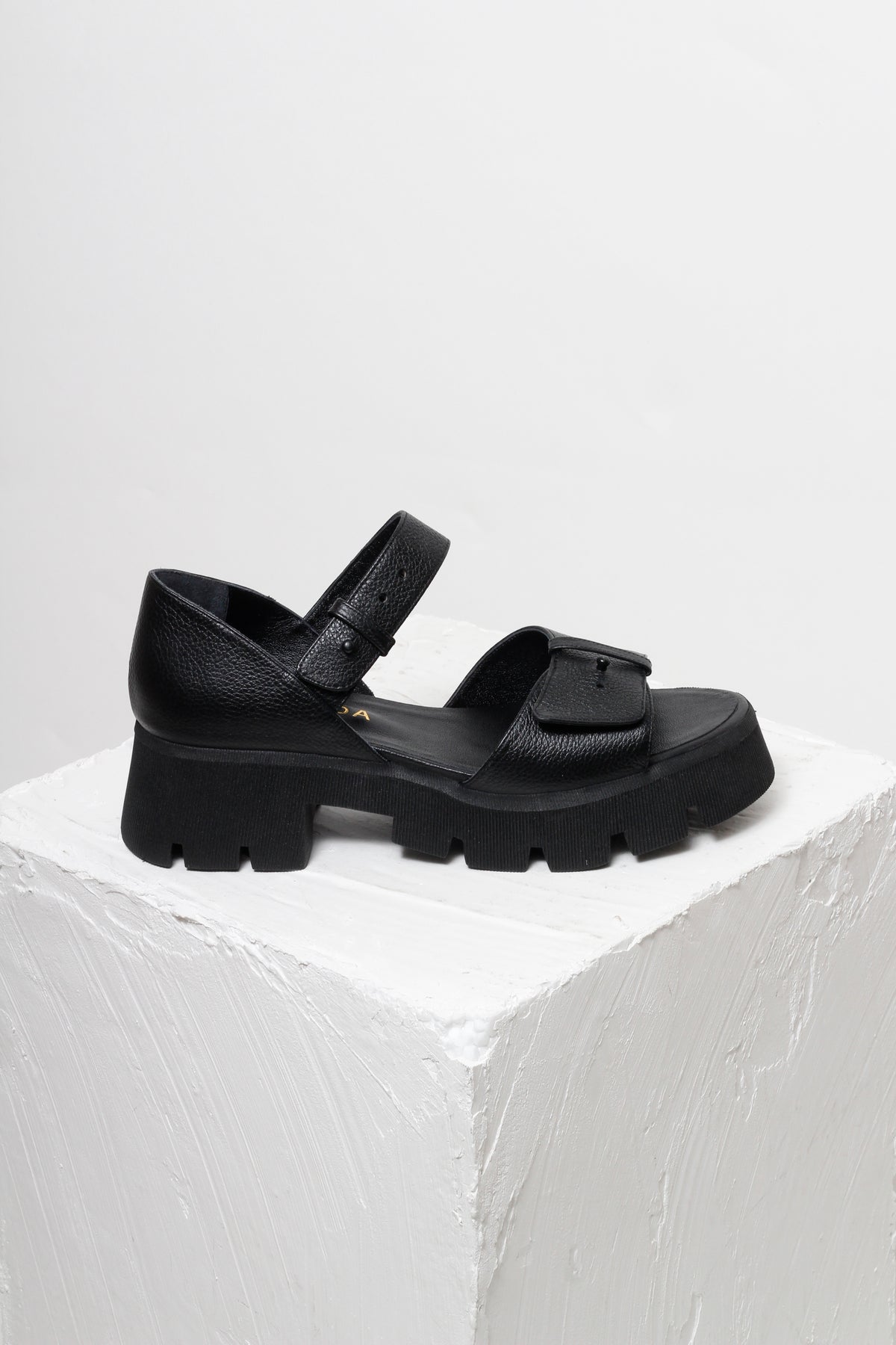 SANDÁLIA JACKIE FLOATER PRETO