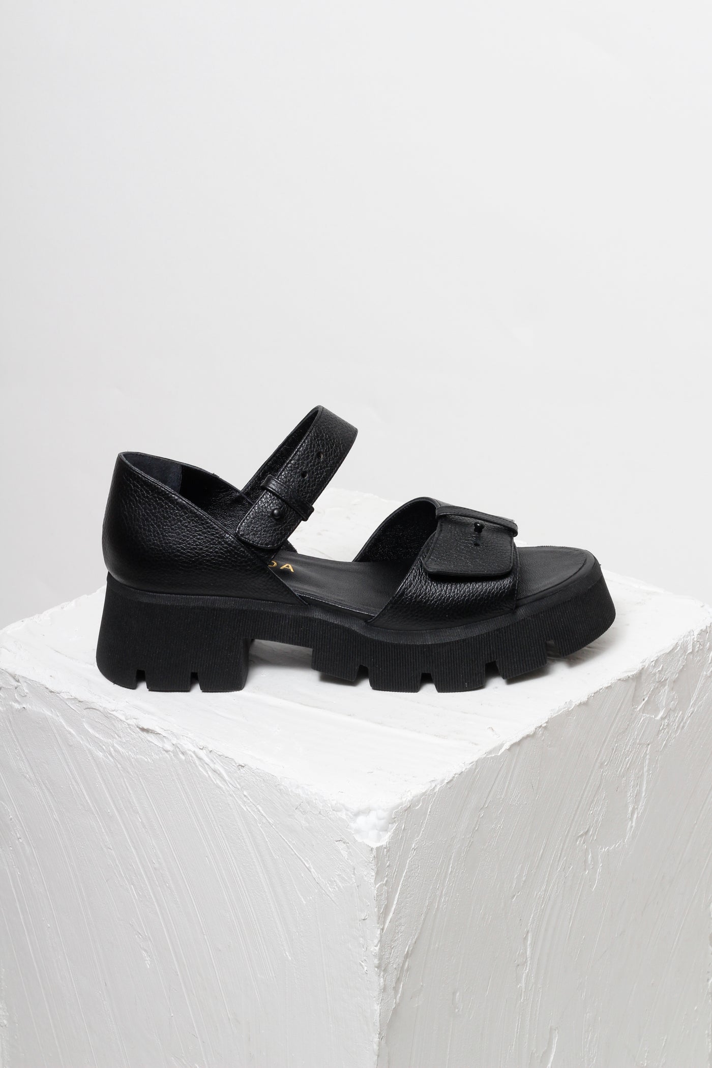 SANDÁLIA JACKIE FLOATER PRETO