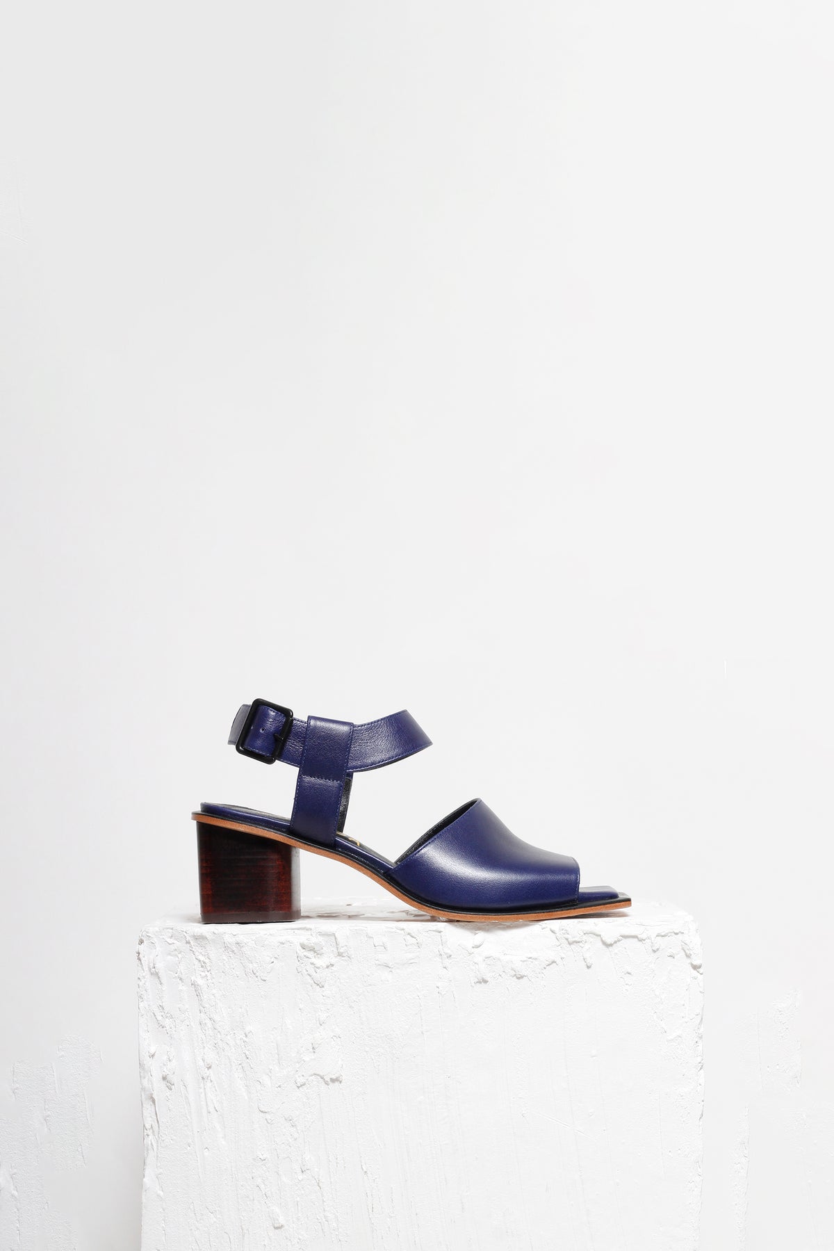 SANDÁLIA LEONA BLUE