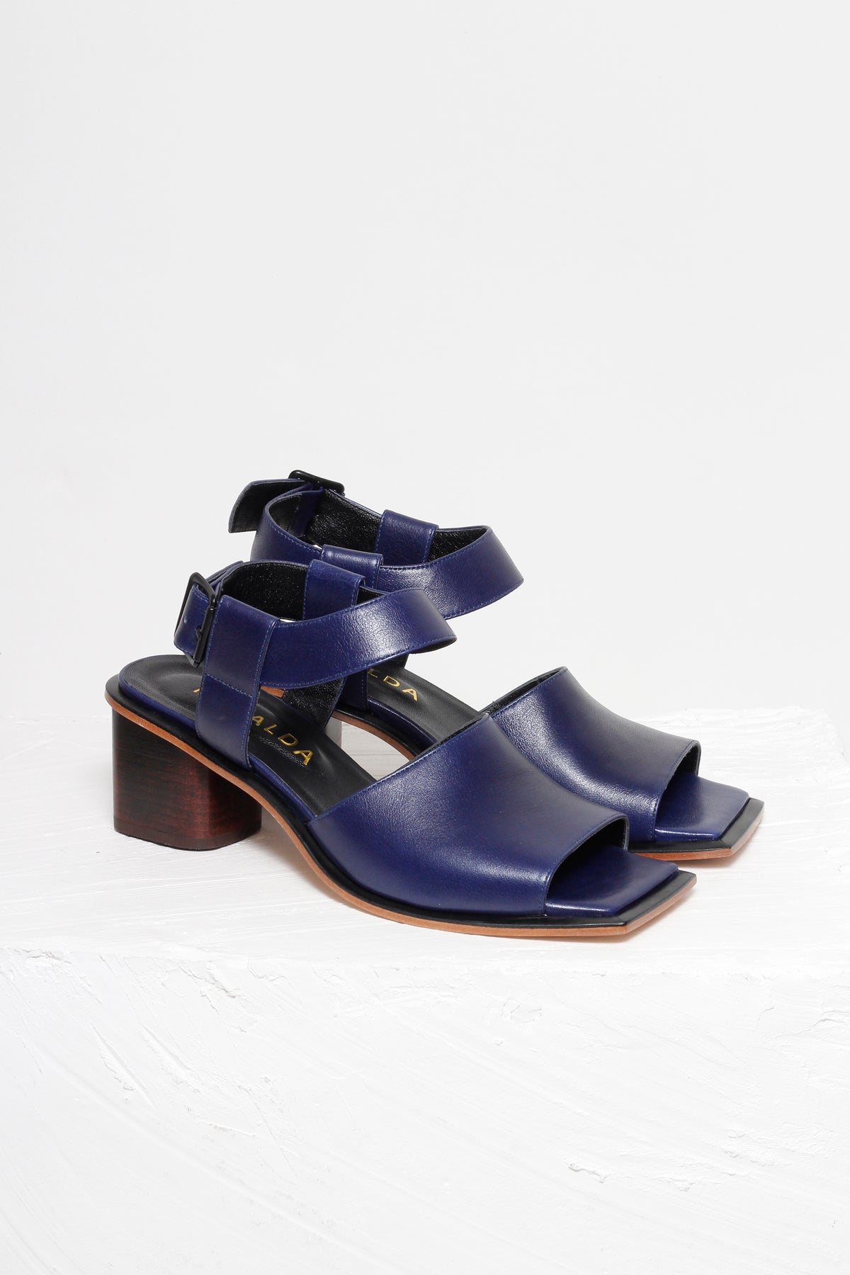 SANDÁLIA LEONA BLUE