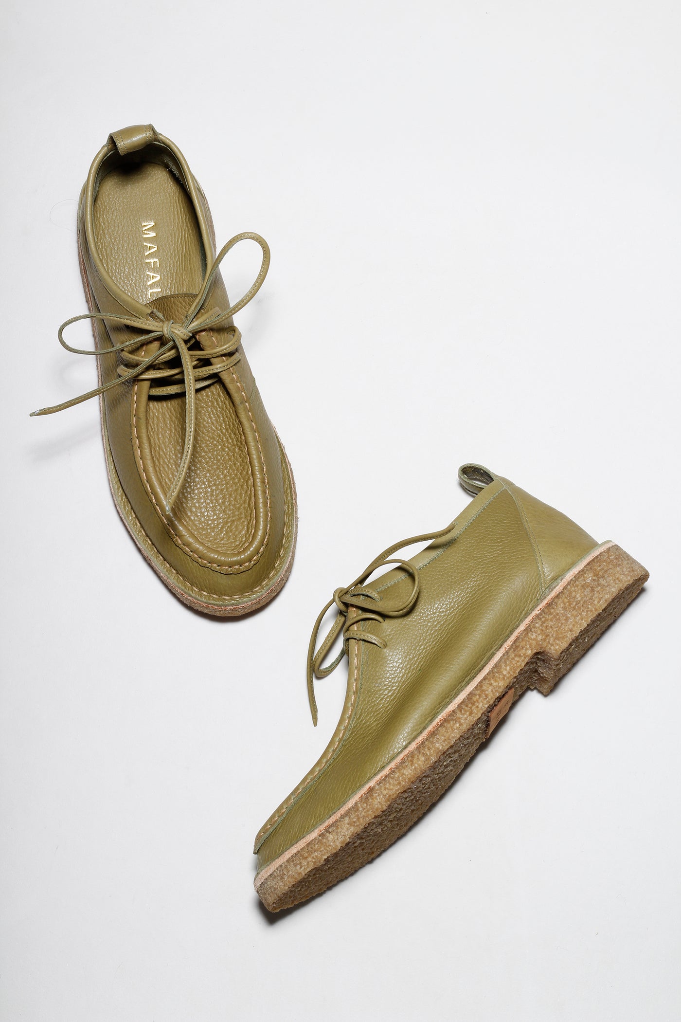 BOTA WALLABEE LUA OLIO