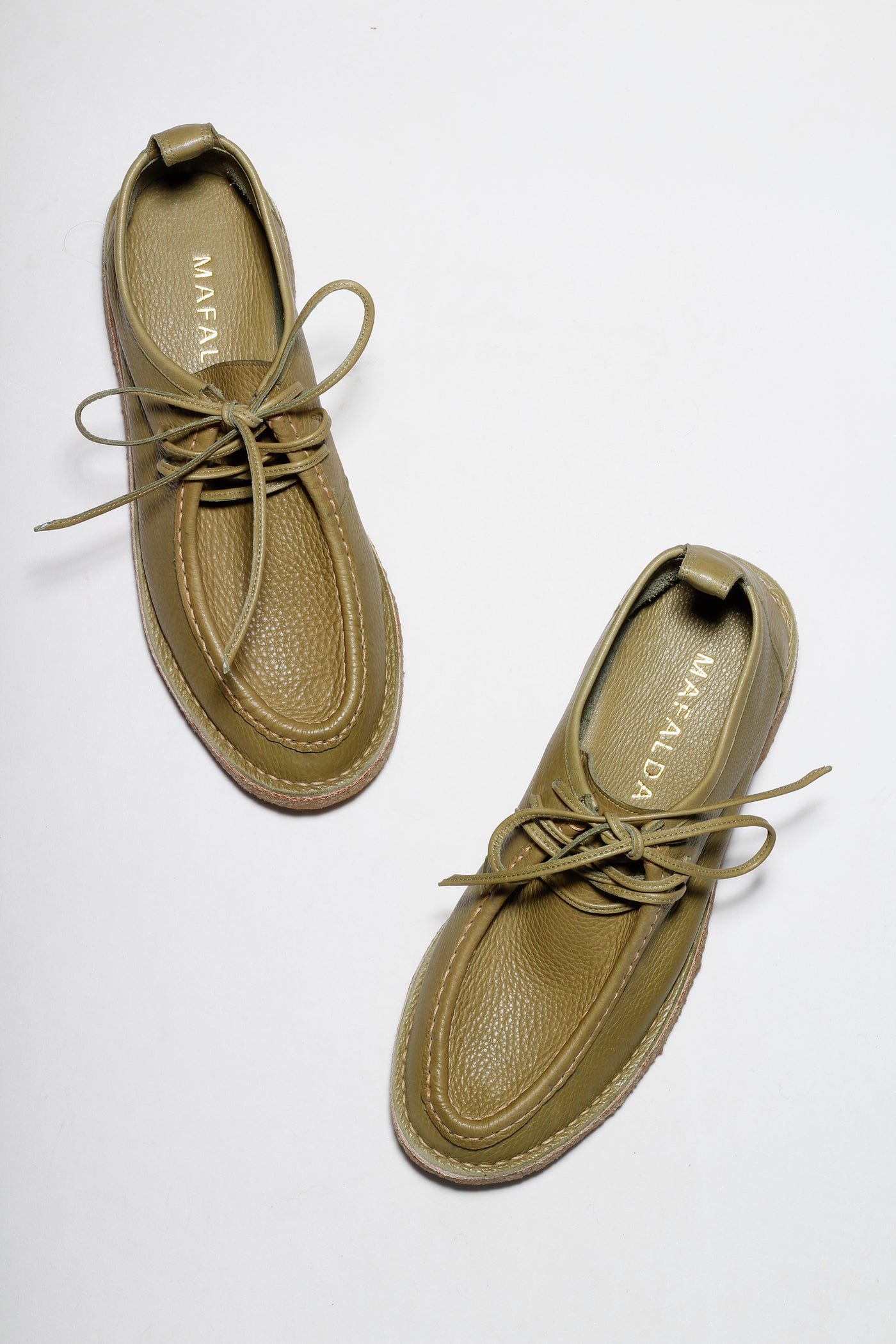 BOTA WALLABEE LUA OLIO