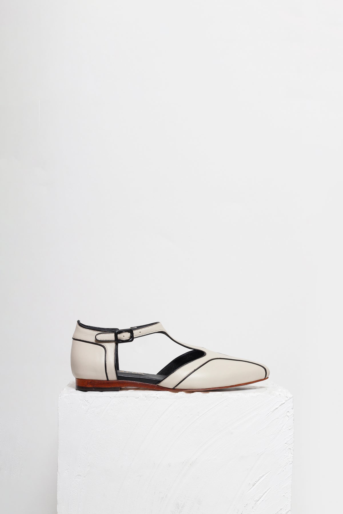 SAPATO ODARA BONE