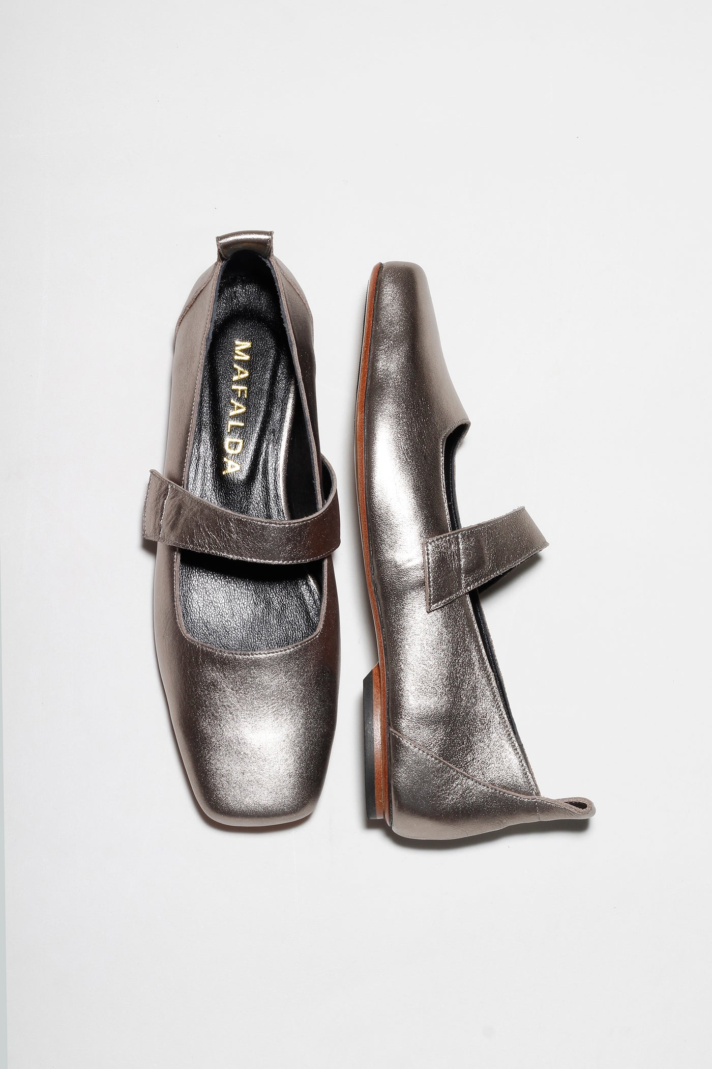 SAPATILHA TAMI PRATA VELHO